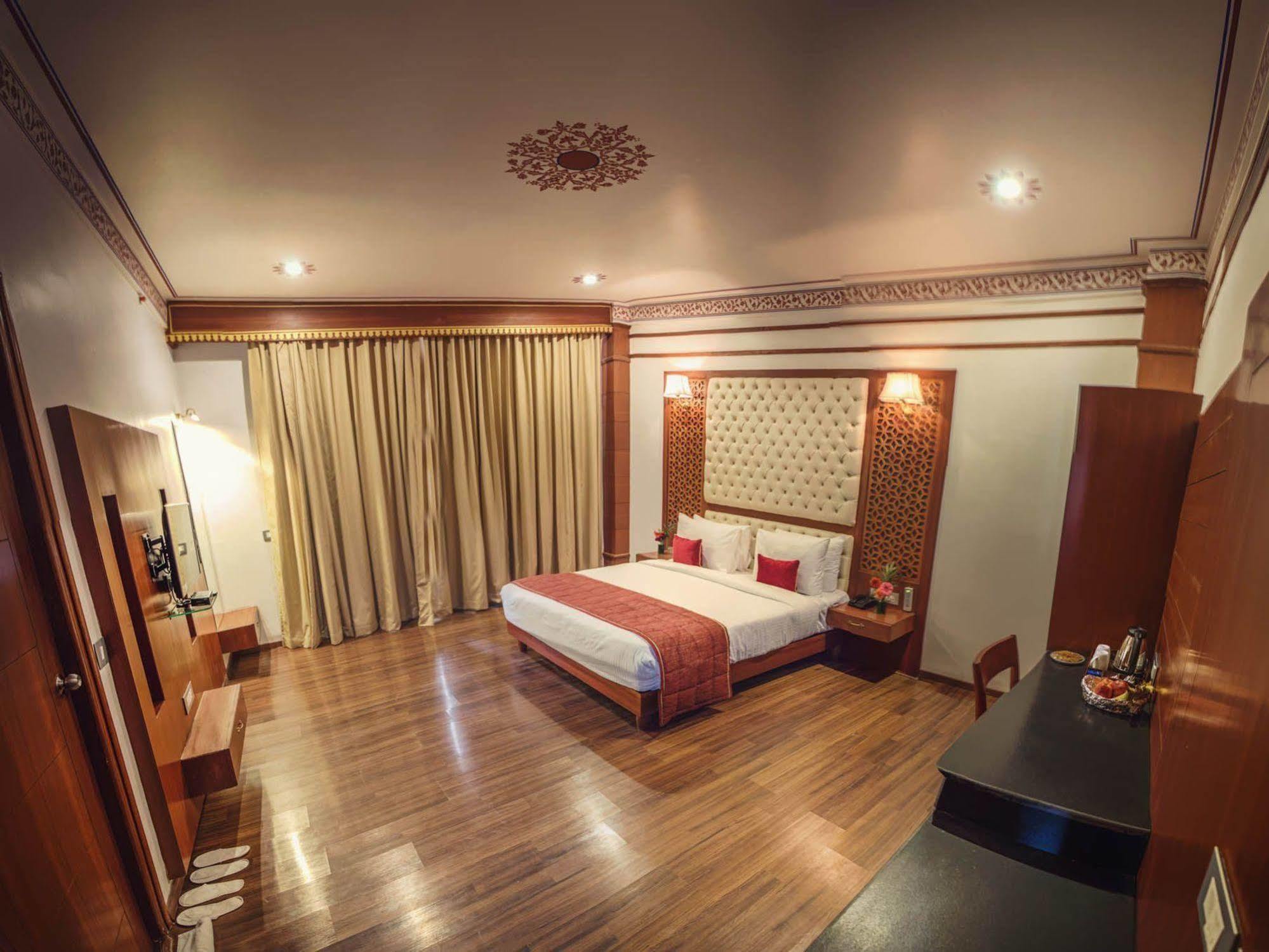 Regenta Resort Vanya Mahal Ranthambore Sawai Madhopur Exteriör bild