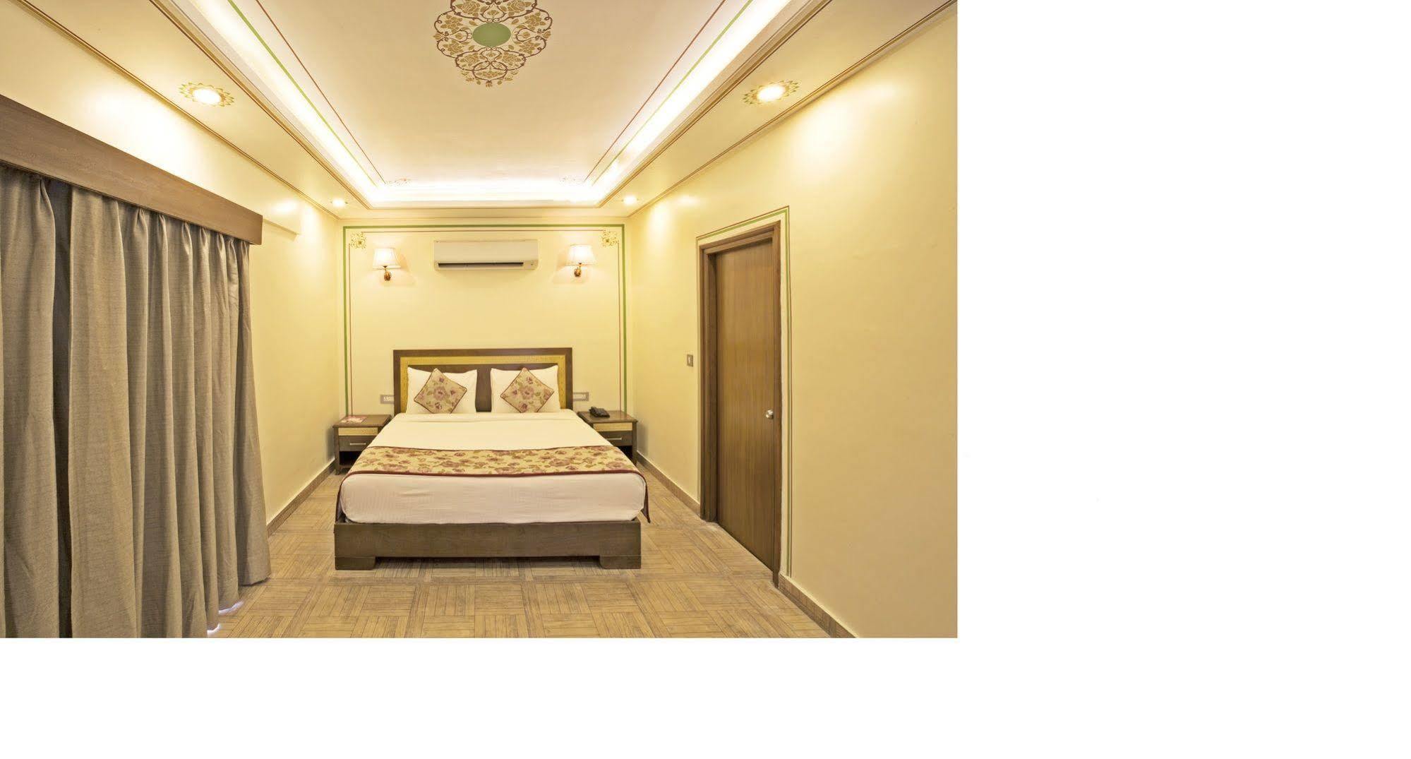 Regenta Resort Vanya Mahal Ranthambore Sawai Madhopur Exteriör bild